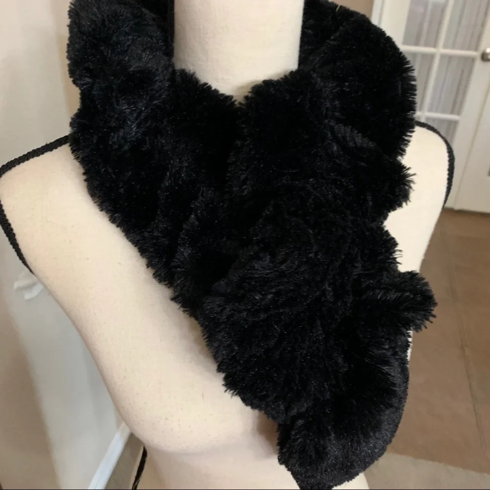 Super soft black faux fur scarf